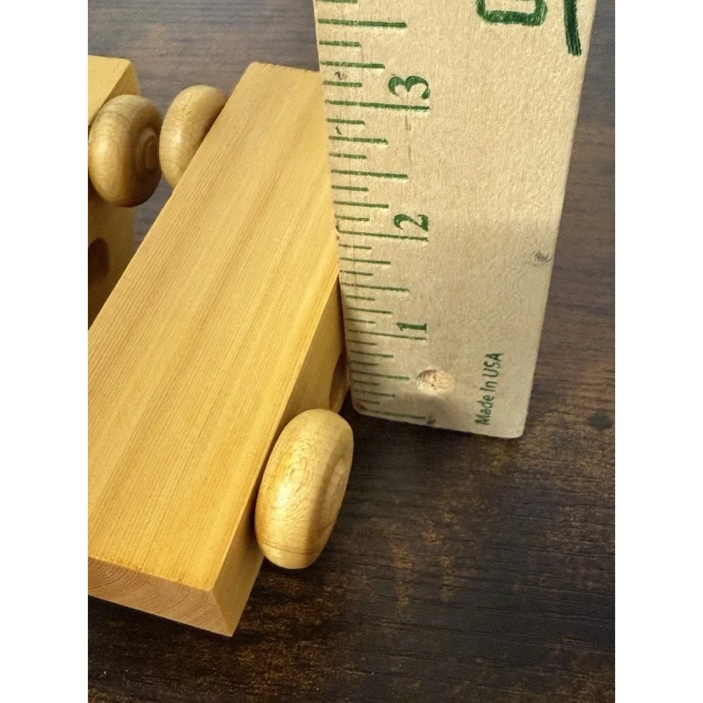 Lot Of 4 Handmade Wooden Toy Trucks Light‎ Brown 031326-09 To 12